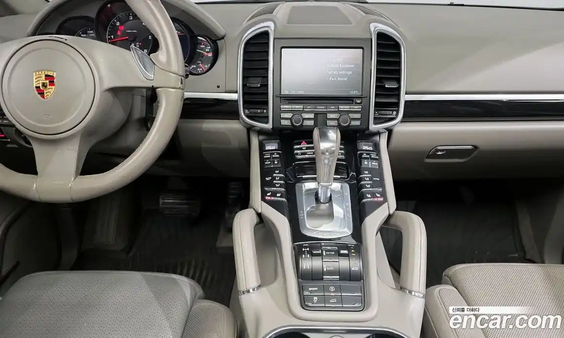 Porsche Cayenne 2012 3.0 Автомат в Москве № 165694, фото 3