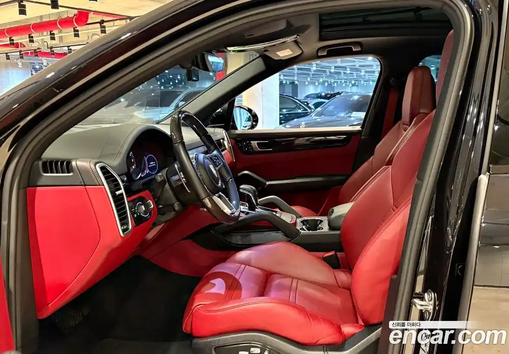 Porsche Cayenne 2020 3.0 Автомат в Москве № 165810, фото 11