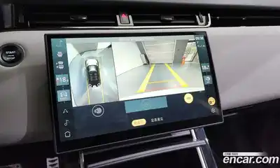 Land Rover Range-Rover Evoque 2024 2.0 Автомат в Москве № 166099, миниатюра 9