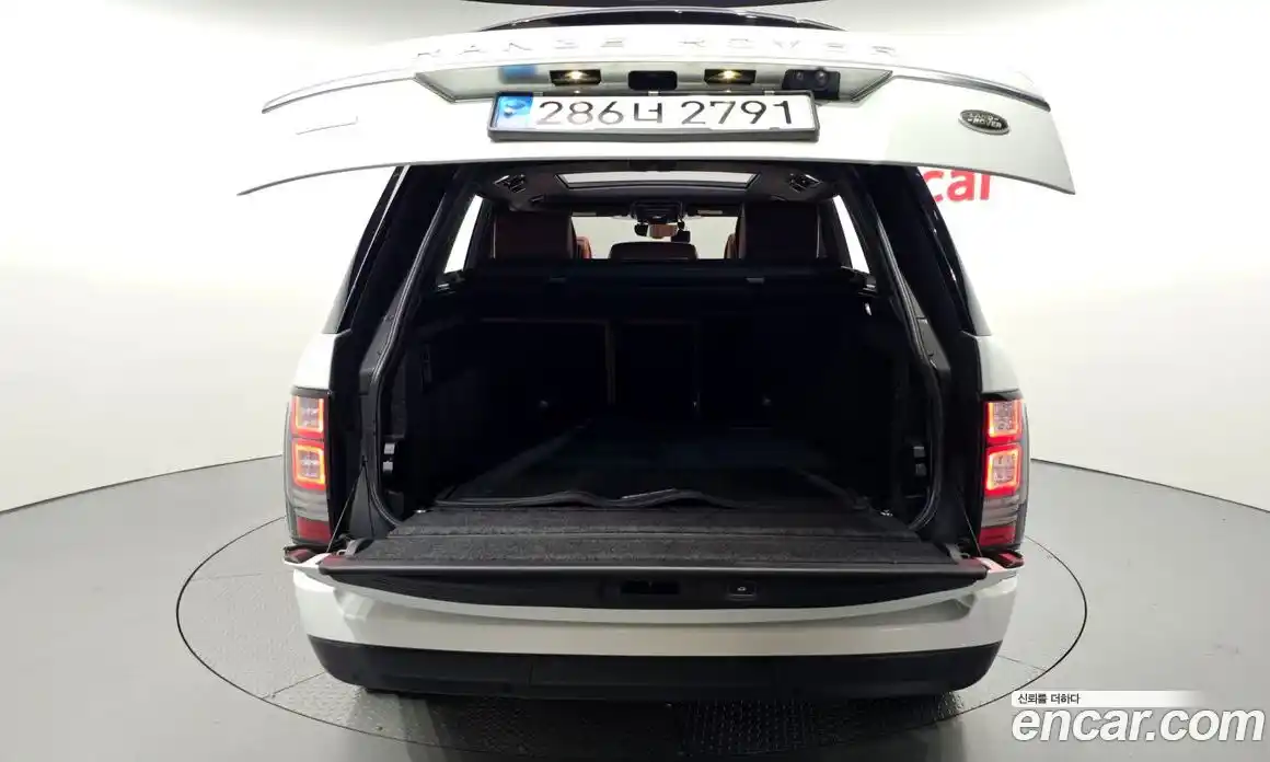 Land Rover Range-Rover 2017 4.4 Автомат в Москве № 166139, фото 3