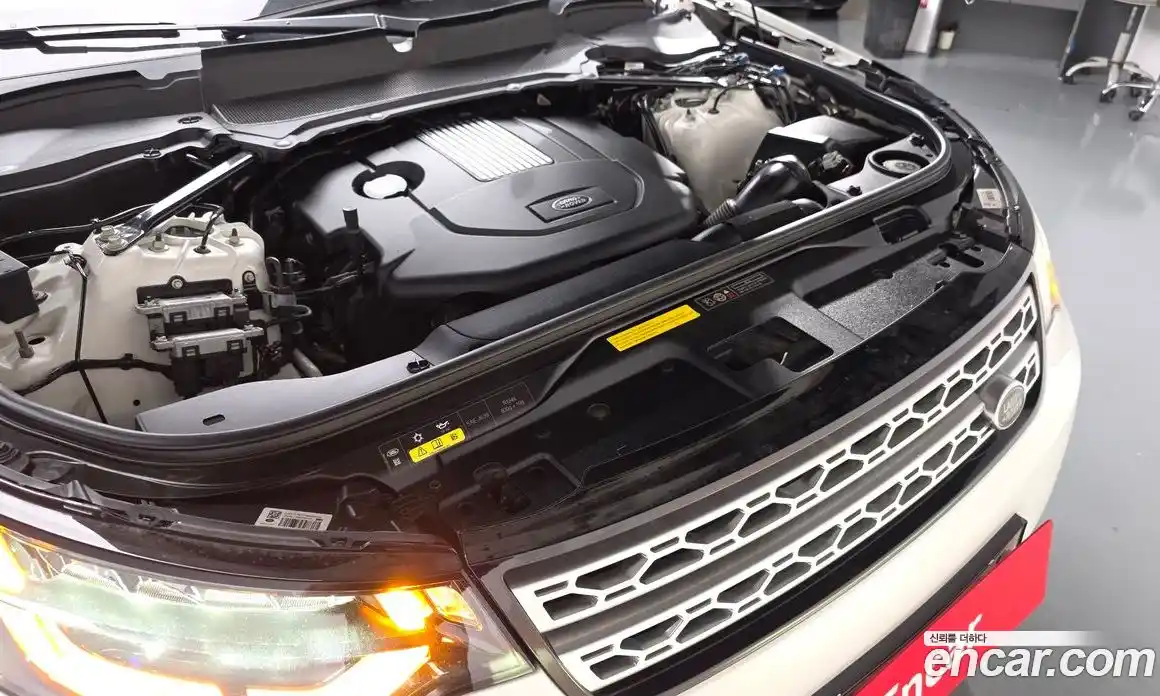 Land Rover Discovery 2017 3.0 Автомат в Москве № 166378, фото 16