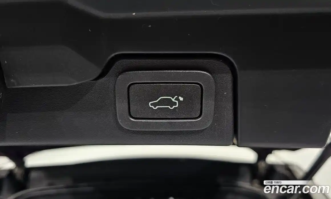 Land Rover Range-Rover Evoque 2017 2.0 Автомат в Москве № 166408, фото 20