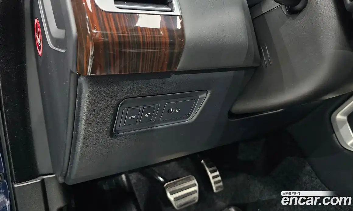 Land Rover Range-Rover 2016 4.4 Автомат в Москве № 166421, фото 20