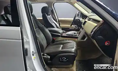 Land Rover Range-Rover 2017 4.4 Автомат в Москве № 166554, миниатюра 11