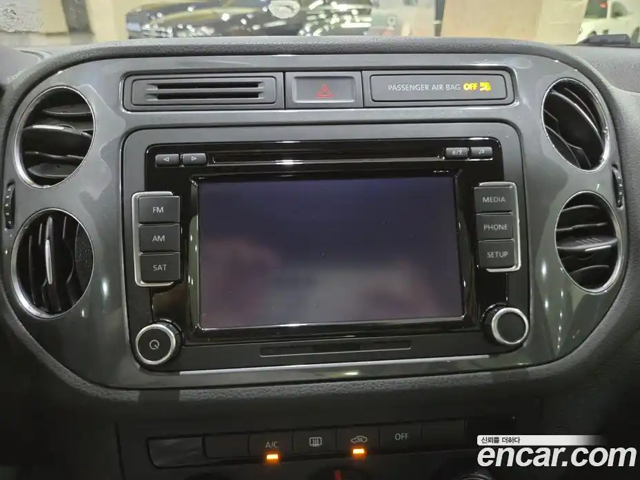 Volkswagen Tiguan 2015 2.0 Автомат в Москве № 169250, фото 11