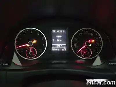 Volkswagen Tiguan 2015 2.0 Автомат в Москве № 169250, миниатюра 9