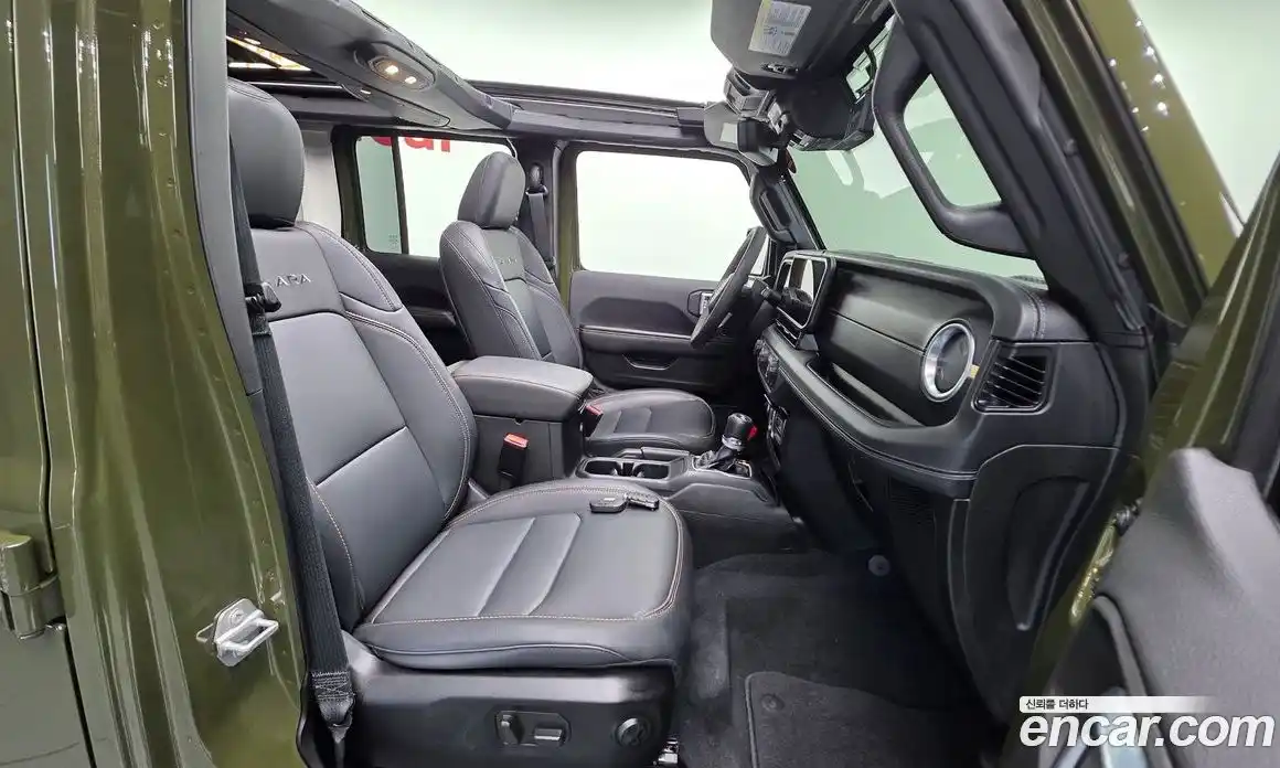 Jeep Wrangler 2024 2.0 Автомат в Москве № 169345, фото 17