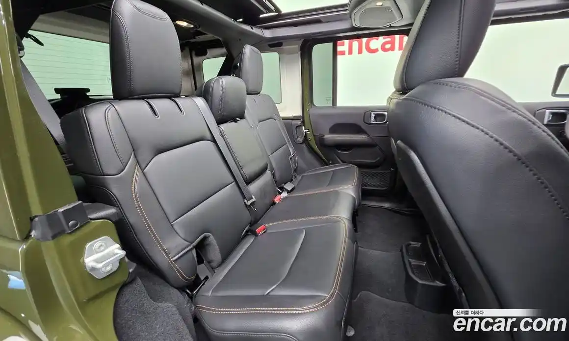 Jeep Wrangler 2024 2.0 Автомат в Москве № 169345, фото 10