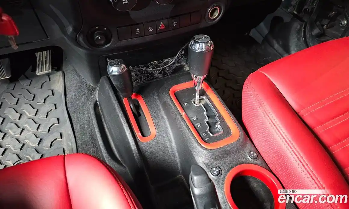 Jeep Wrangler 2012 3.6 Автомат в Москве № 169589, фото 6