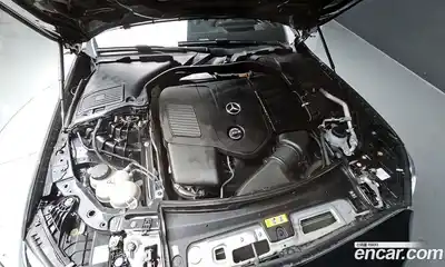 Mercedes-Benz C-Class, 2024