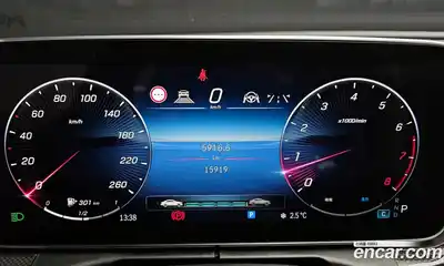 Mercedes-Benz C-Class 2024 2.0 Автомат в Москве № 174667, миниатюра 2