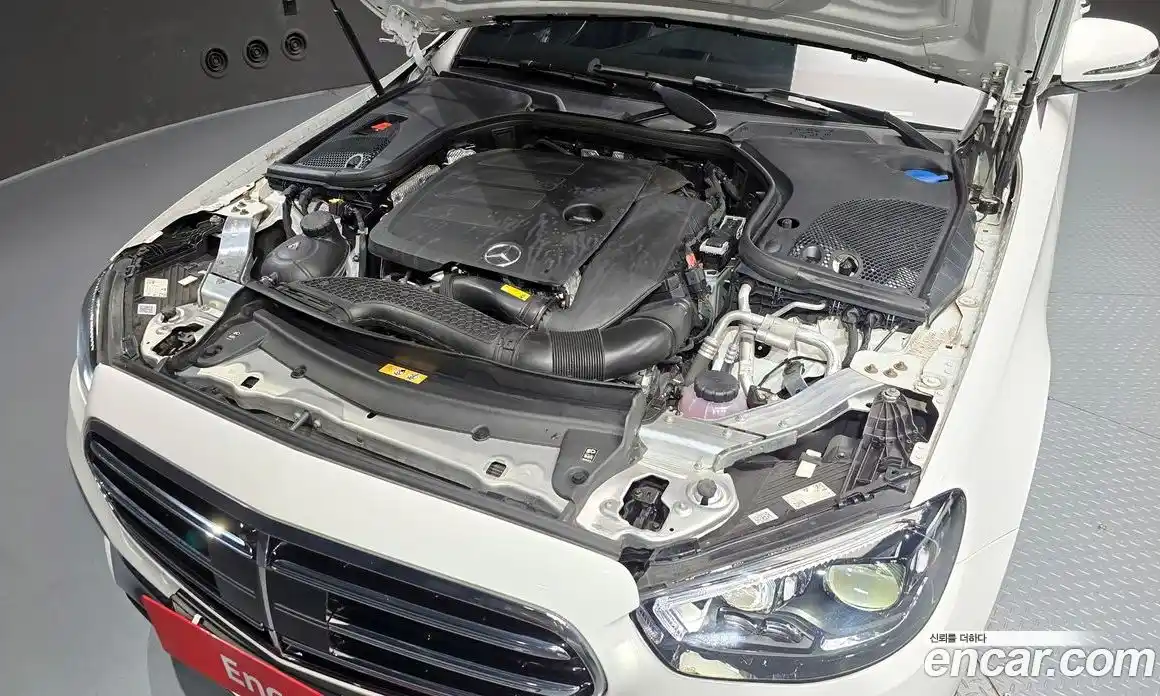 Mercedes-Benz E-Class 2023 2.0 Автомат в Москве № 180312, фото 14