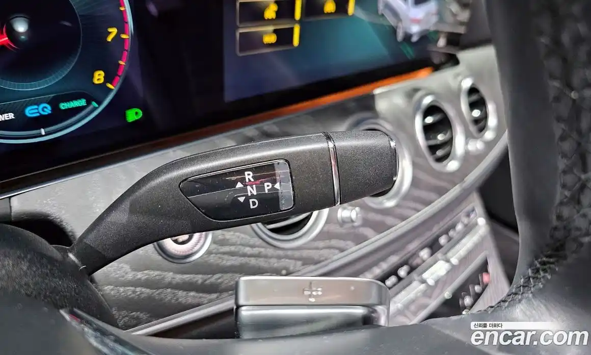 Mercedes-Benz E-Class 2023 2.0 Автомат в Москве № 180312, фото 18