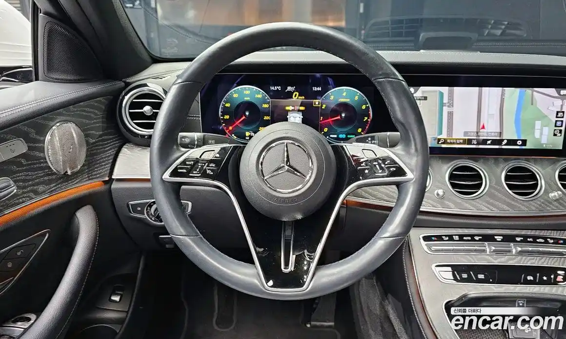 Mercedes-Benz E-Class 2023 2.0 Автомат в Москве № 180312, фото 7