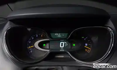 Renault QM3 2015 1.5 Автомат в Москве № 184207, миниатюра 9