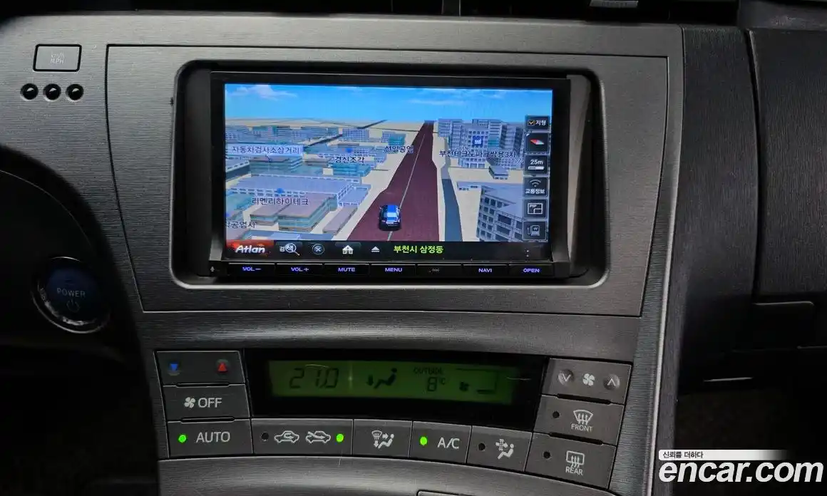 Toyota Prius 2015 1.8 Автомат в Москве № 184769, фото 12