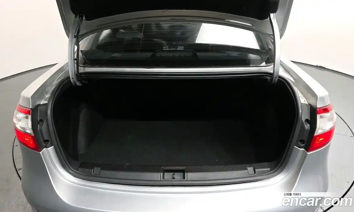 Renault SM3 2013 1.6 Автомат в Москве № 184840, фото 3