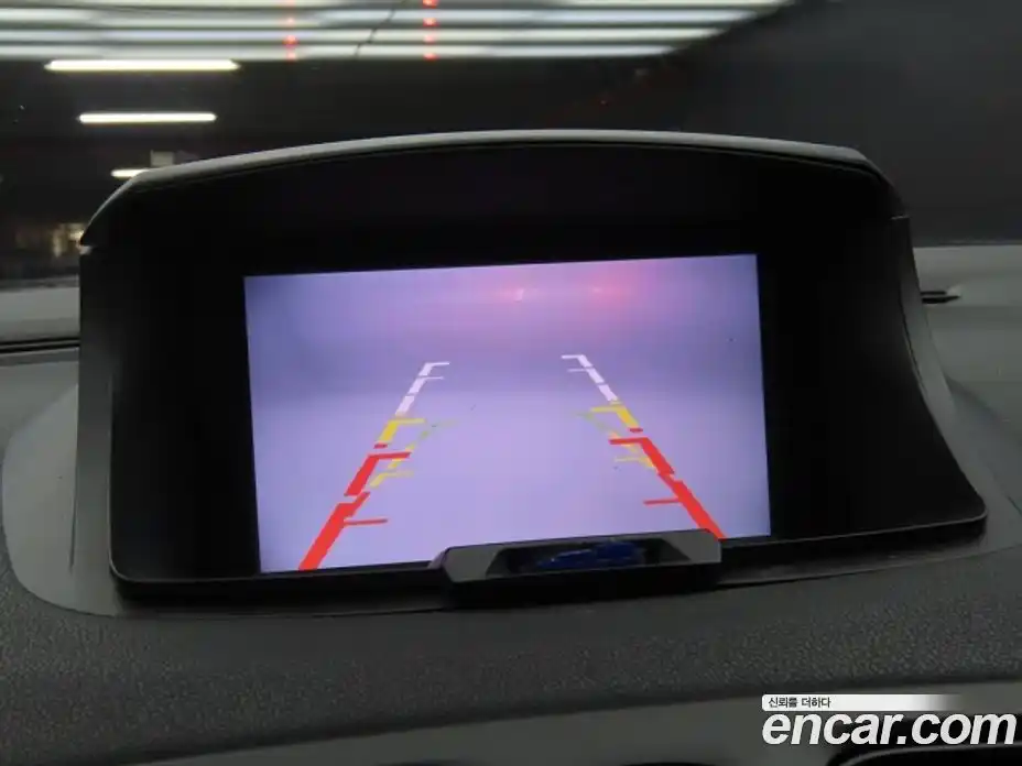 Renault SM3 2013 1.6 Автомат в Москве № 186395, фото 12