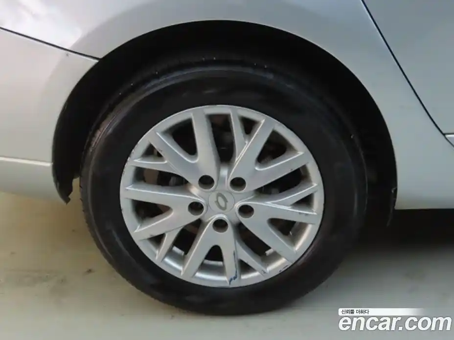 Renault SM3 2013 1.6 Автомат в Москве № 186395, фото 19