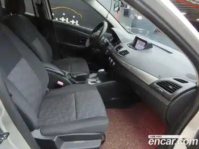 Renault SM3 2013 1.6 Автомат в Москве № 186395, миниатюра 6