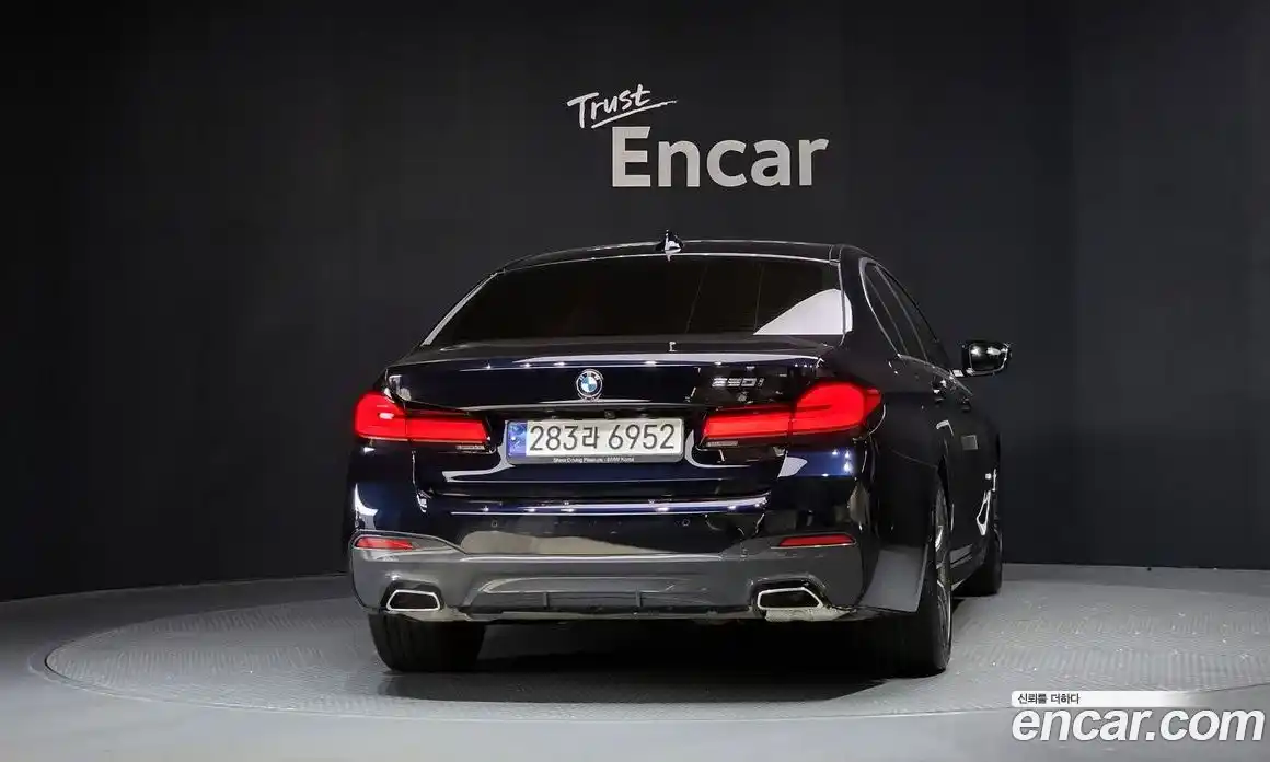 BMW 5-Series 2023 2.0 Автомат в Москве № 188395, фото 4