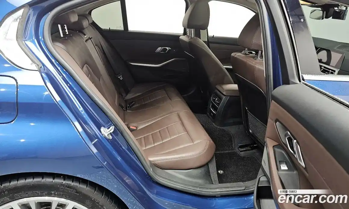 BMW 3-Series 2021 2.0 Автомат в Москве № 189065, фото 10