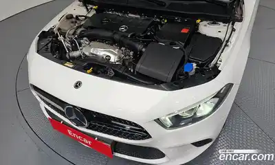 Mercedes-Benz A-Class 2023 2.0 Автомат в Москве № 193884, миниатюра 5