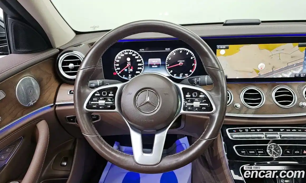 Mercedes-Benz E-Class 2019 2.0 Автомат в Москве № 195356, фото 18