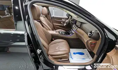 Mercedes-Benz E-Class 2019 2.0 Автомат в Москве № 195356, миниатюра 8