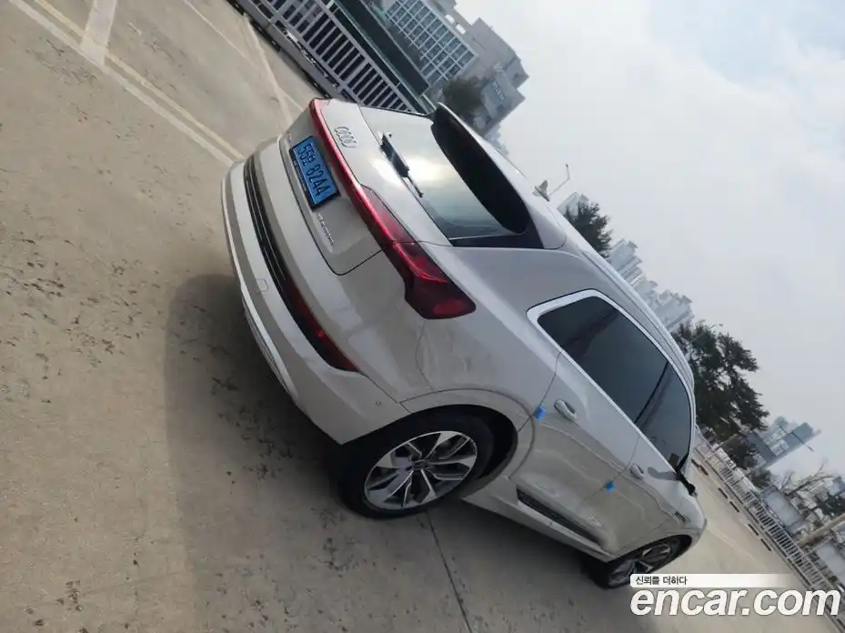 Audi e-tron 2022 0.2 Автомат в Москве № 196199, фото 19