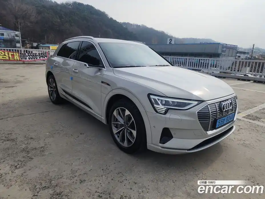 Audi e-tron 2022 0.2 Автомат в Москве № 196199, фото 5