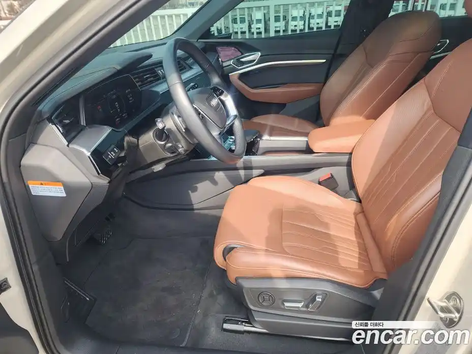 Audi e-tron 2022 0.2 Автомат в Москве № 196199, фото 9