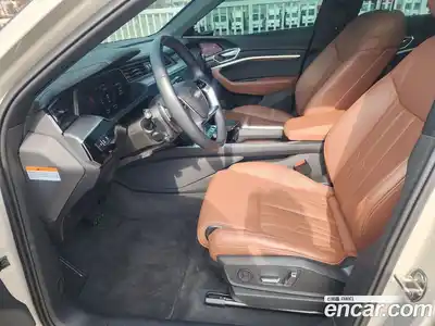 Audi e-tron 2022 0.2 Автомат в Москве № 196199, миниатюра 9