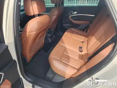 Audi e-tron 2022 0.2 Автомат в Москве № 196199, миниатюра 10