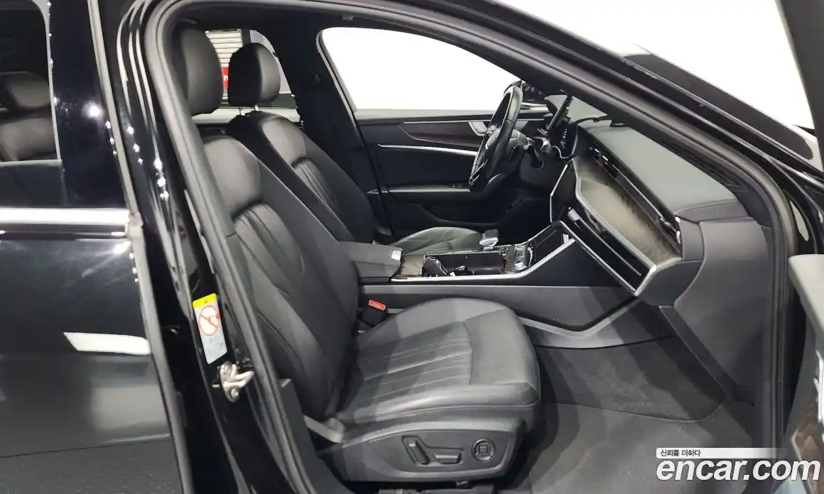 Audi A6 2020 2.0 Автомат в Москве № 196321, фото 11