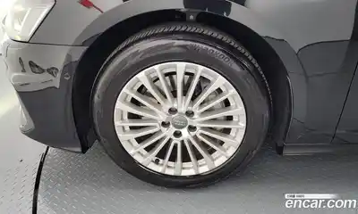 Audi A6 2020 2.0 Автомат в Москве № 196321, миниатюра 5