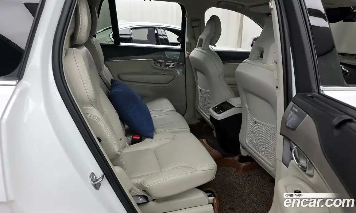 Volvo XC90 2021 2.0 Автомат в Москве № 197015, фото 12