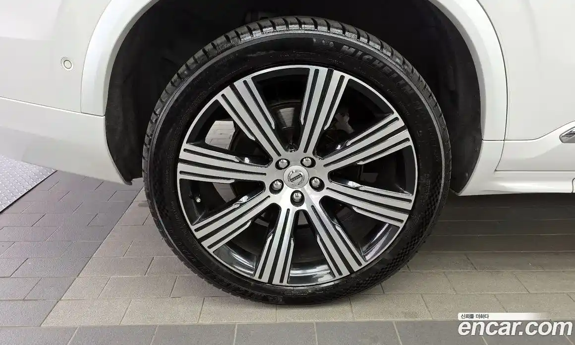 Volvo XC90 2021 2.0 Автомат в Москве № 197015, фото 20