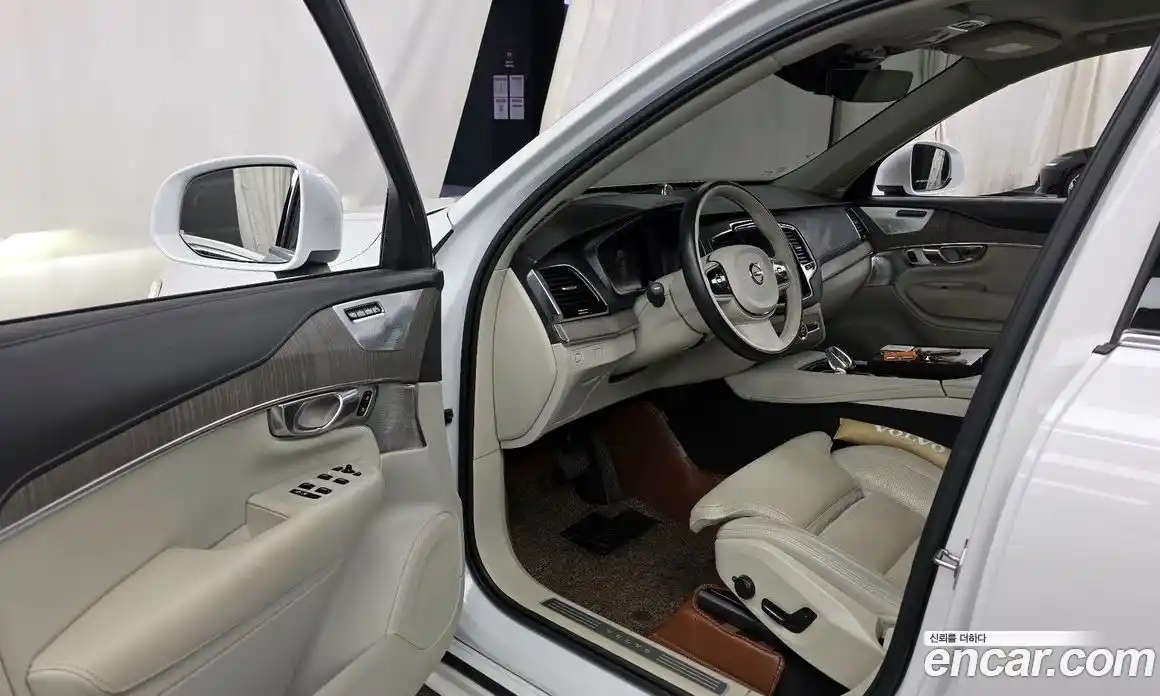 Volvo XC90 2021 2.0 Автомат в Москве № 197015, фото 10