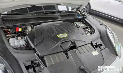 Porsche Cayenne 2020 3.0 Автомат в Москве № 197569, миниатюра 3