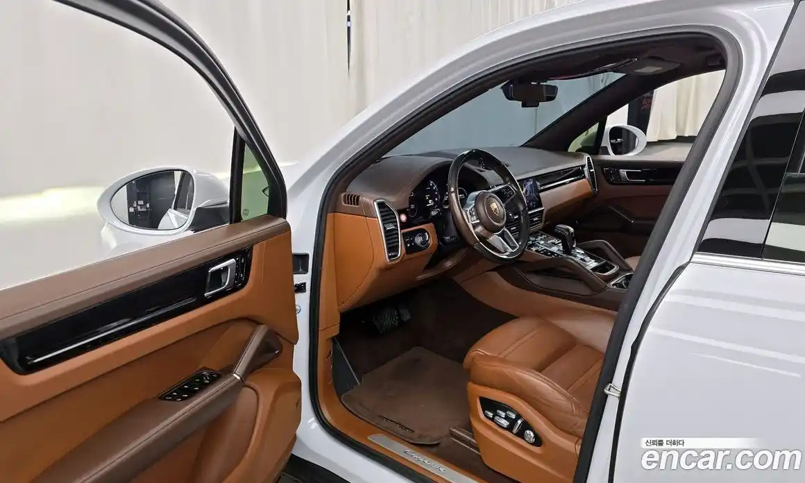 Porsche Cayenne 2020 3.0 Автомат в Москве № 197569, фото 8