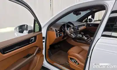 Porsche Cayenne 2020 3.0 Автомат в Москве № 197569, миниатюра 8