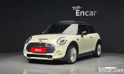 Mini Cooper, 2016