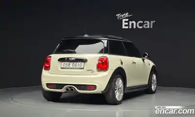 Mini Cooper 2016 2.0 Автомат в Москве № 198511, миниатюра 2