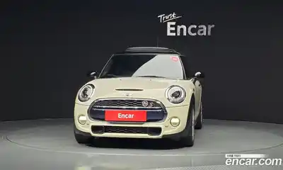 Mini Cooper 2016 2.0 Автомат в Москве № 198511, миниатюра 3