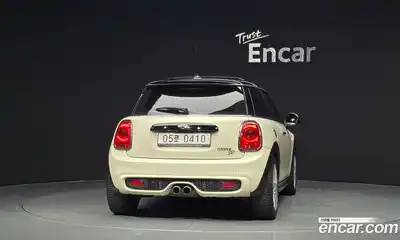 Mini Cooper 2016 2.0 Автомат в Москве № 198511, миниатюра 4