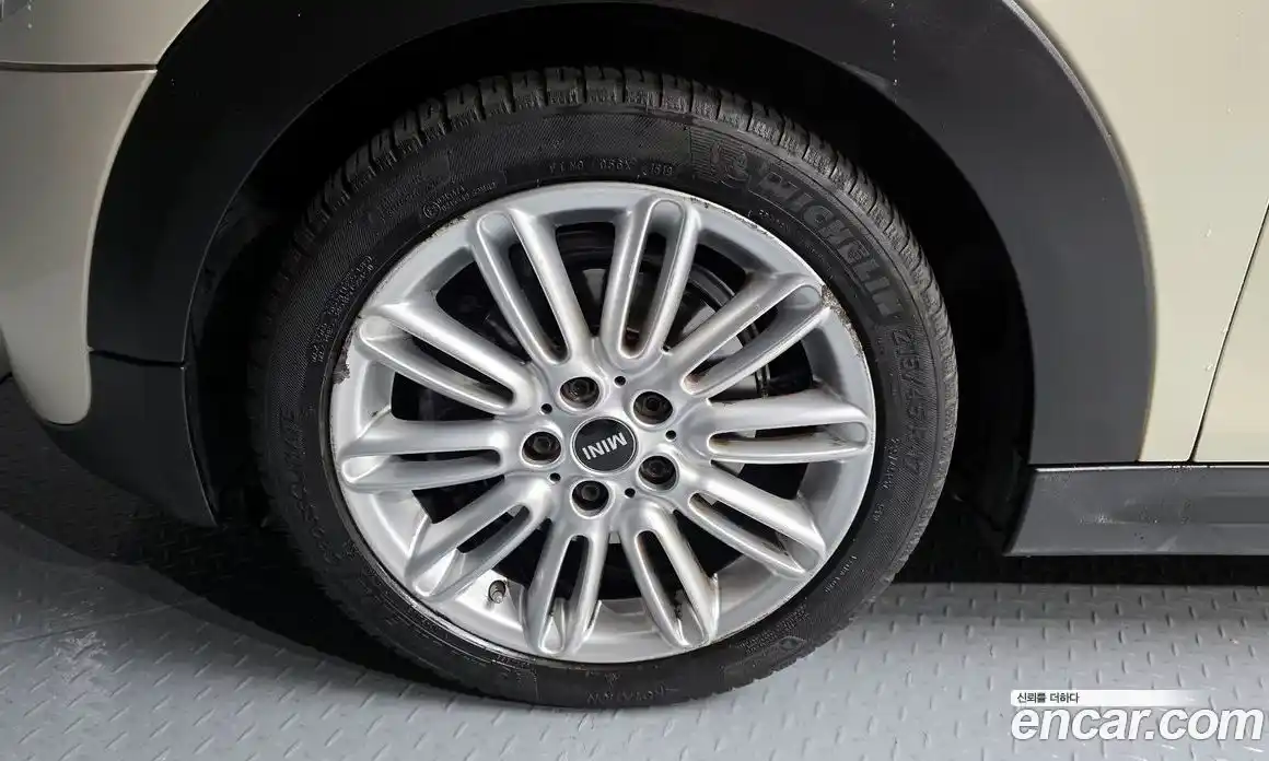 Mini Cooper 2016 2.0 Автомат в Москве № 198511, фото 5