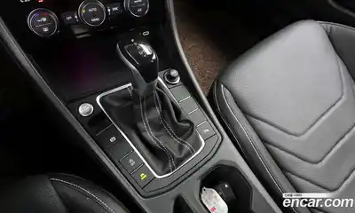 Volkswagen Jetta 2023 1.5 Автомат в Москве № 198955, миниатюра 11