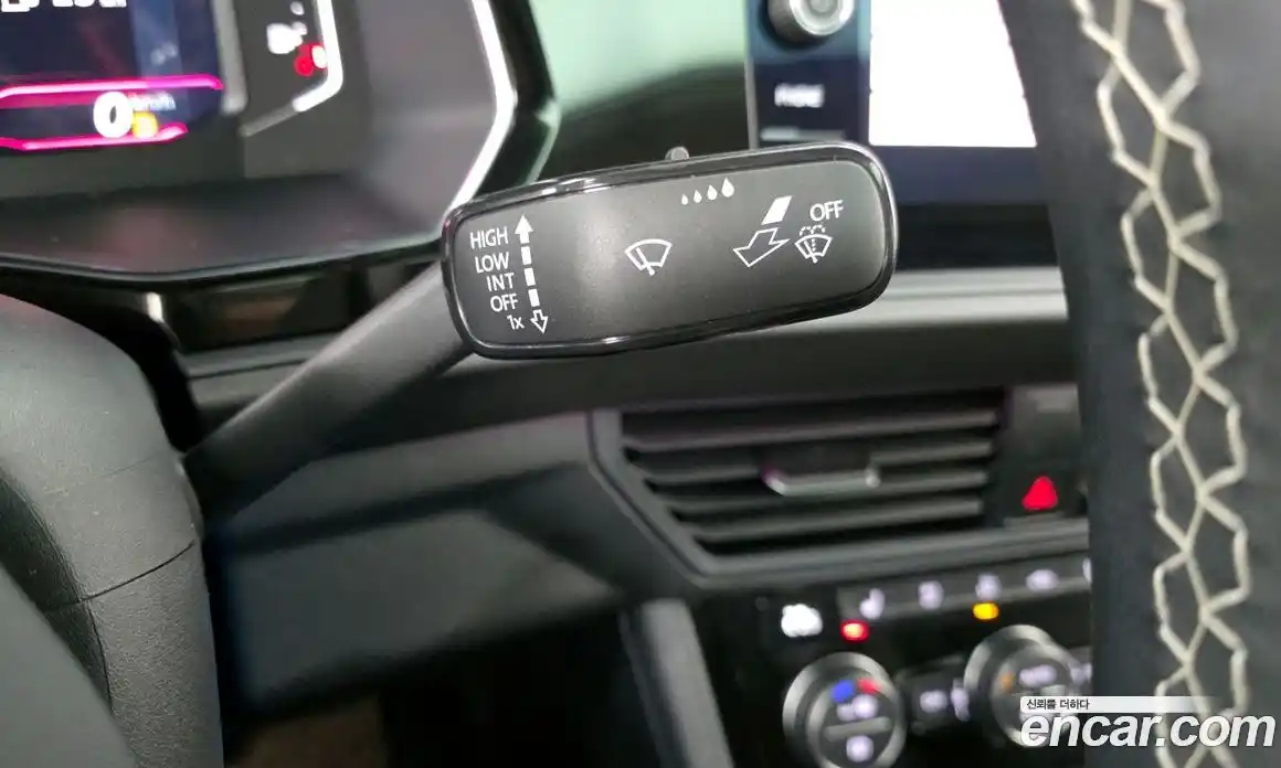 Volkswagen Jetta 2023 1.5 Автомат в Москве № 198955, фото 16