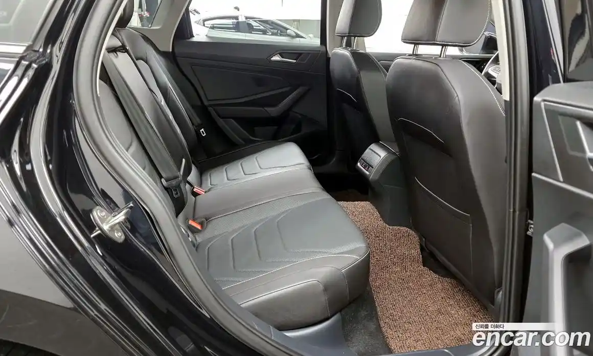 Volkswagen Jetta 2023 1.5 Автомат в Москве № 198955, фото 19